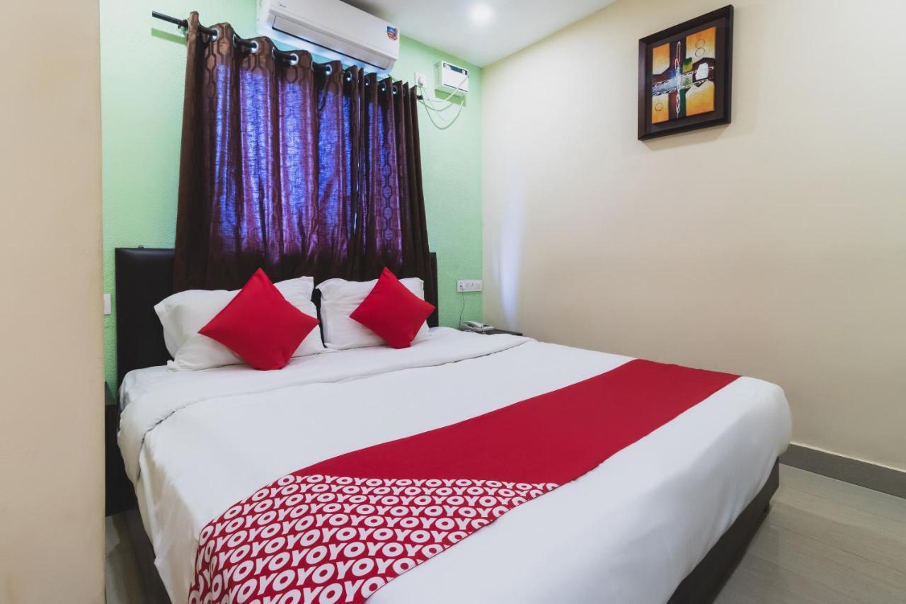 Fabexpress 29 Beach House, Morjim Beach Extérieur photo