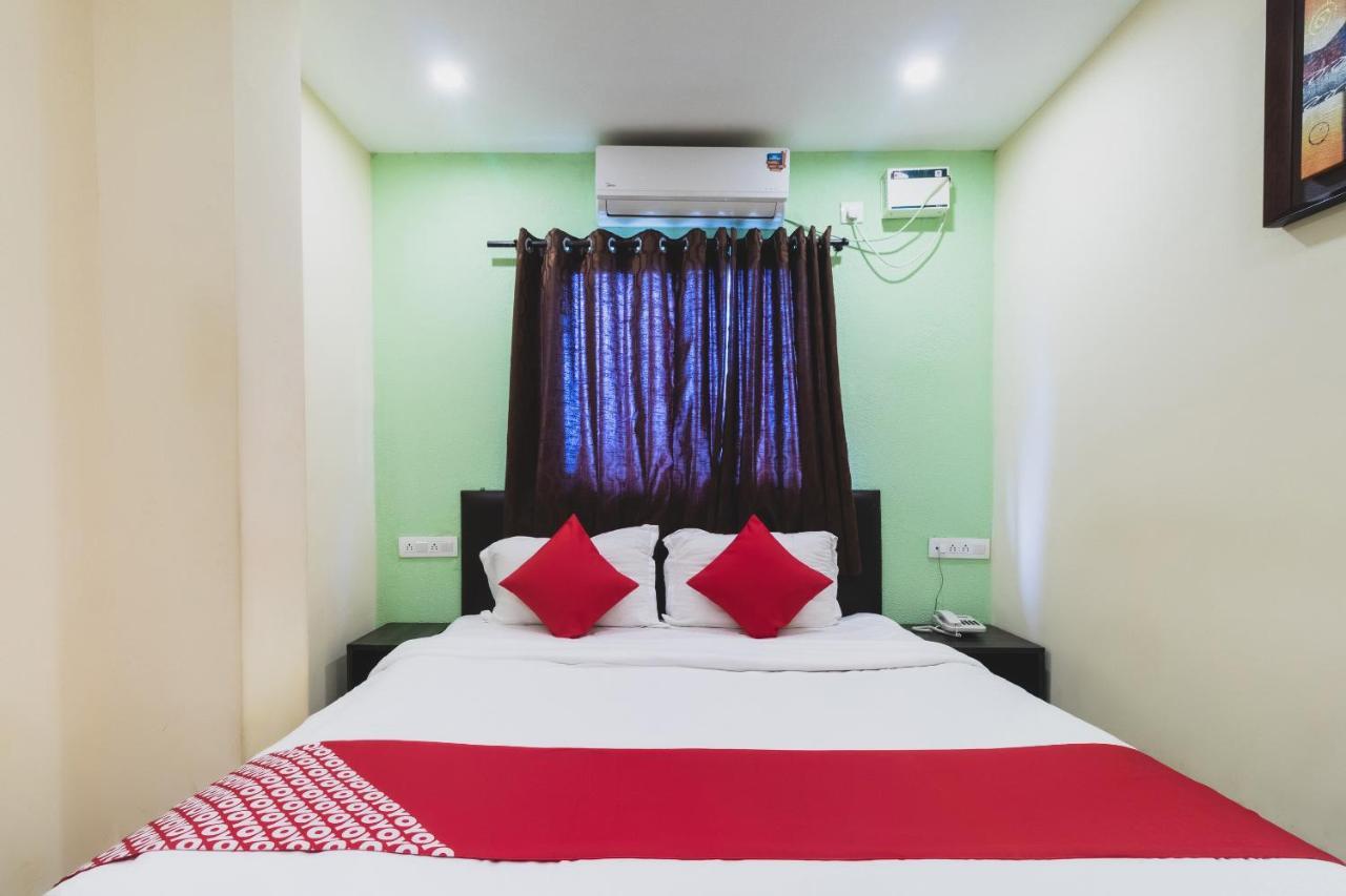 Fabexpress 29 Beach House, Morjim Beach Extérieur photo