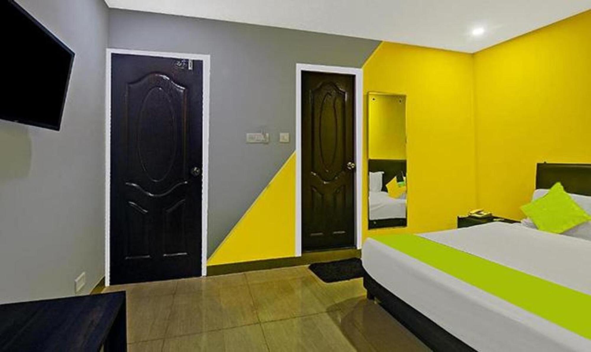 Fabexpress 29 Beach House, Morjim Beach Extérieur photo
